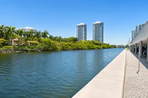 3675 N Country Club Drive Aventura FL 33180