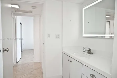 3675 N Country Club Drive Aventura FL 33180