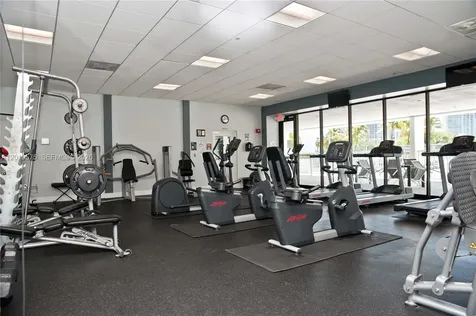 3675 N Country Club Drive Aventura FL 33180