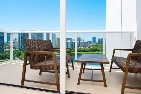 3675 N Country Club Drive Aventura FL 33180