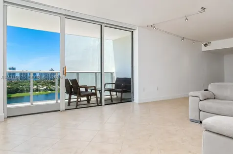 3675 N Country Club Drive Aventura FL 33180