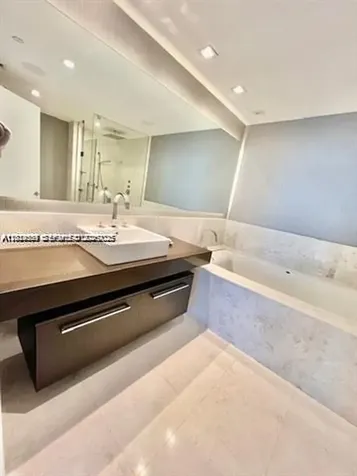 17121 Collins Avenue Sunny Isles Beach FL 33160