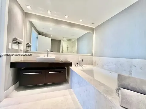 17121 Collins Avenue Sunny Isles Beach FL 33160