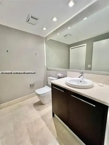 17121 Collins Avenue Sunny Isles Beach FL 33160