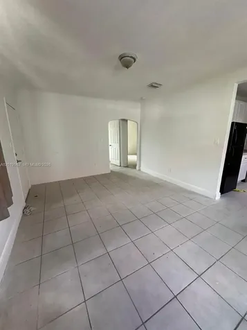 Miami FL 33138
