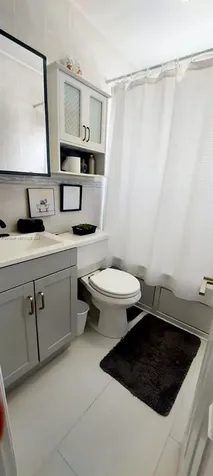 2041 NE 182nd Street North Miami Beach FL 33162