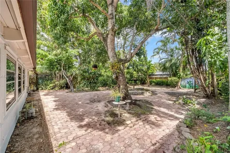 841 SW 11th Court Fort Lauderdale FL 33315