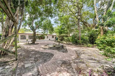 841 SW 11th Court Fort Lauderdale FL 33315
