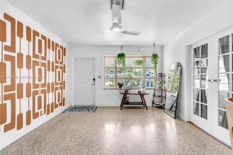 841 SW 11th Court Fort Lauderdale FL 33315