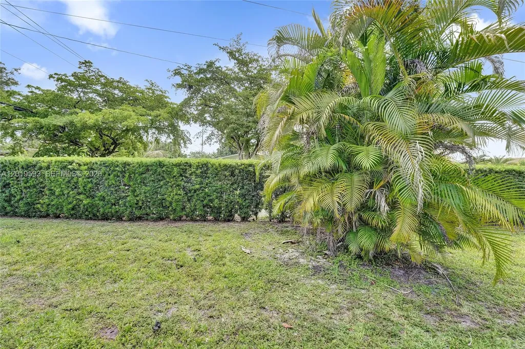 123 Briarwood Circle Hollywood FL 33024