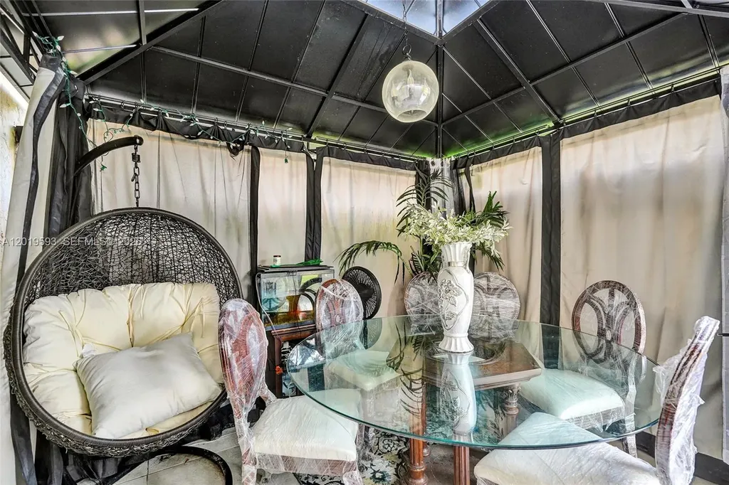 123 Briarwood Circle Hollywood FL 33024
