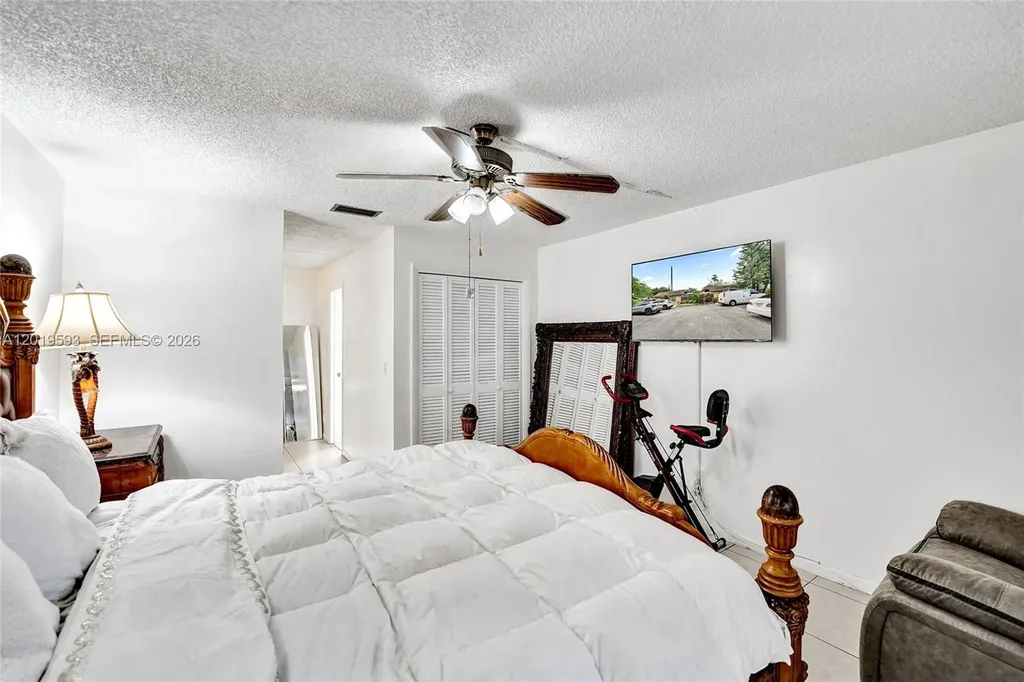 123 Briarwood Circle Hollywood FL 33024