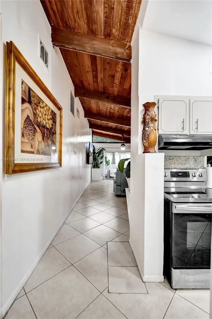 123 Briarwood Circle Hollywood FL 33024