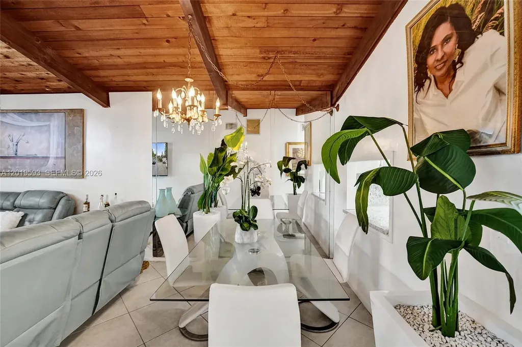 123 Briarwood Circle Hollywood FL 33024