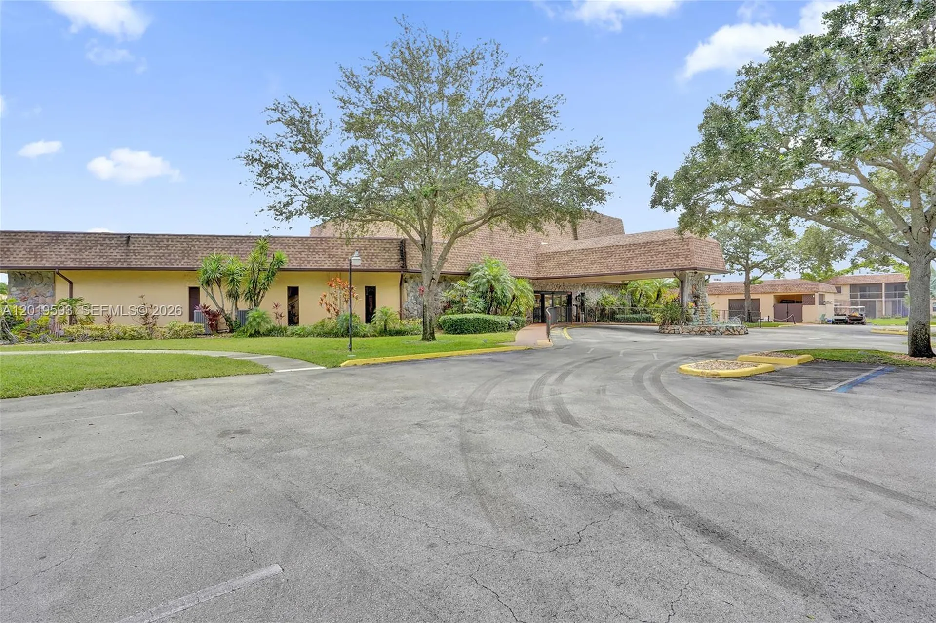 123 Briarwood Circle Hollywood FL 33024