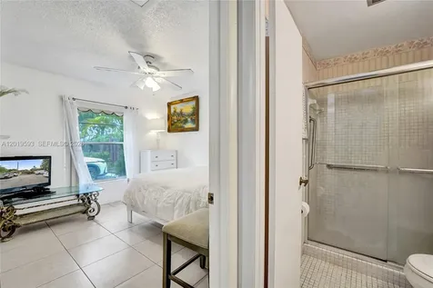 123 Briarwood Circle Hollywood FL 33024