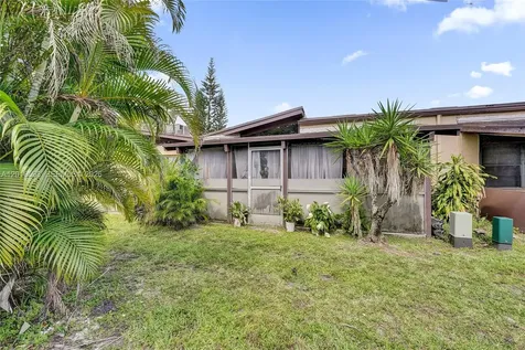 123 Briarwood Circle Hollywood FL 33024