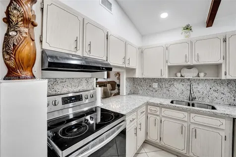 123 Briarwood Circle Hollywood FL 33024