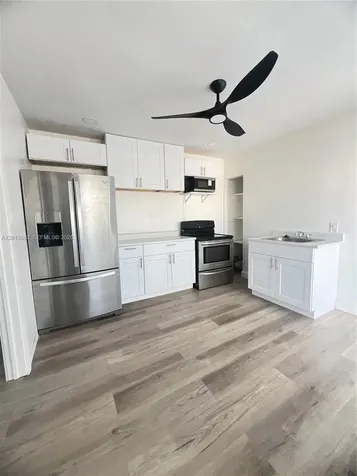 1711 Thomas Street Hollywood FL 33020
