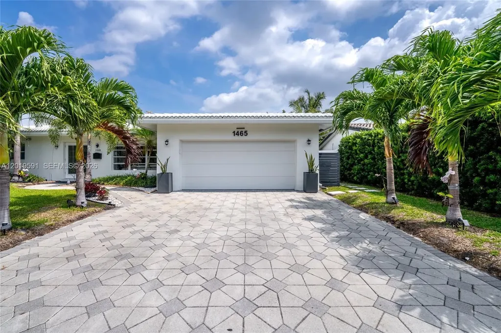 1465 NE 53rd Street Fort Lauderdale FL 33334