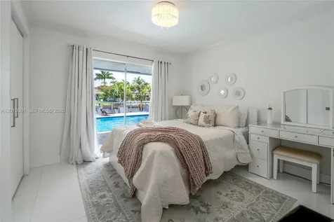 1465 NE 53rd Street Fort Lauderdale FL 33334