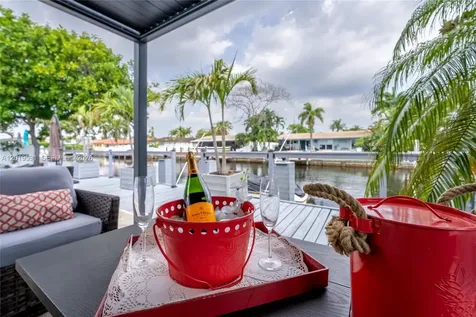 1465 NE 53rd Street Fort Lauderdale FL 33334