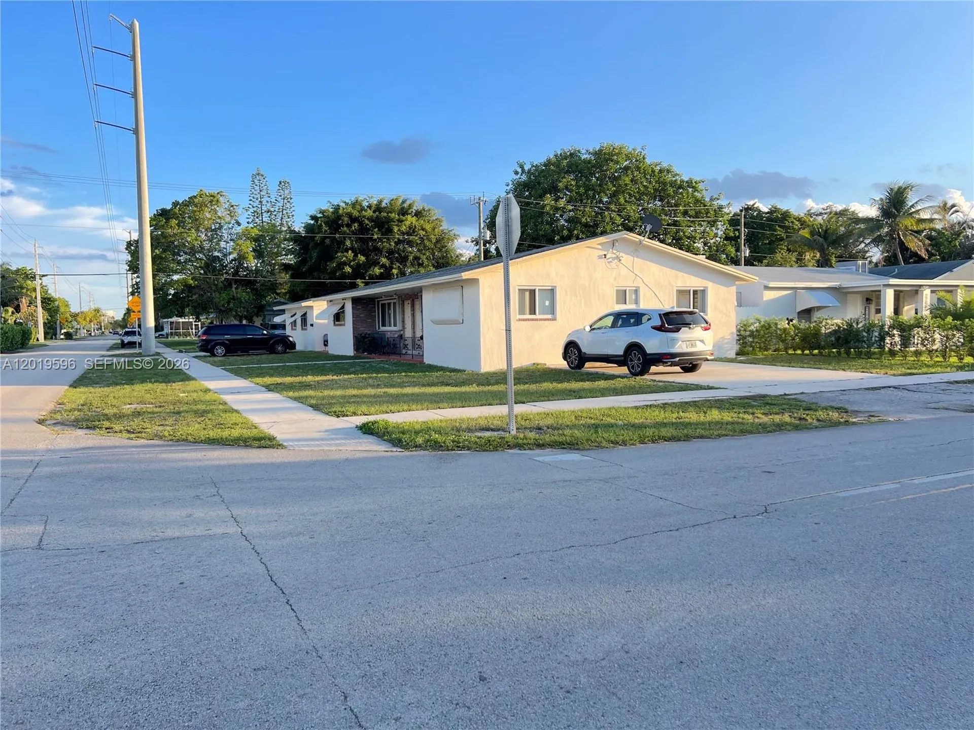 1826 N 22nd Avenue Hollywood FL 33020