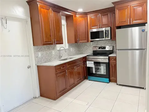 1826 N 22nd Avenue Hollywood FL 33020