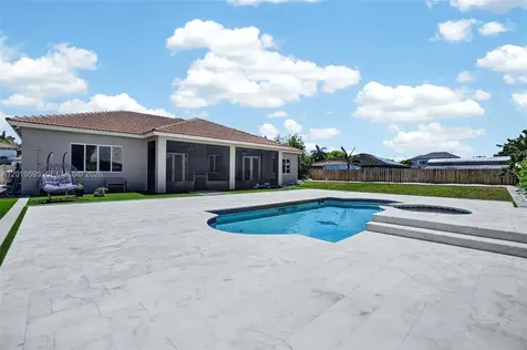 32204 SW 205th Avenue Homestead FL 33030
