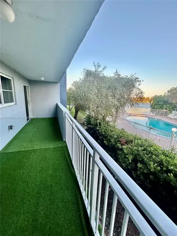 9375 Fontainebleau Boulevard Miami FL 33172