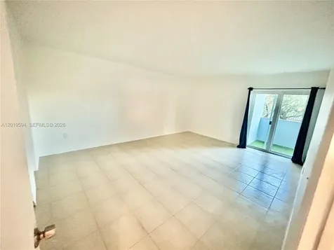 9375 Fontainebleau Boulevard Miami FL 33172