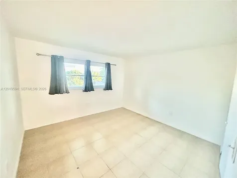 9375 Fontainebleau Boulevard Miami FL 33172