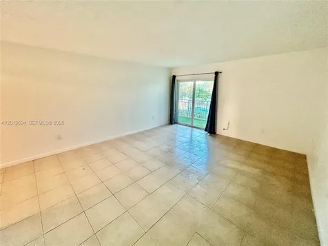 9375 Fontainebleau Boulevard Miami FL 33172