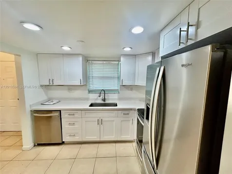 9375 Fontainebleau Boulevard Miami FL 33172