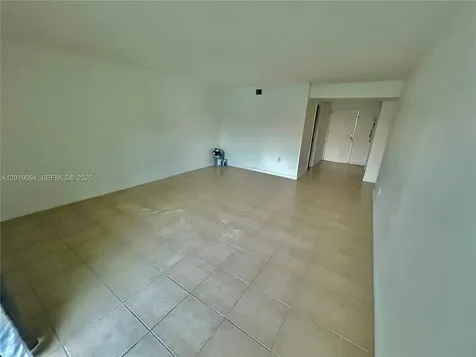 9375 Fontainebleau Boulevard Miami FL 33172