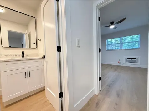 1471 NE 170th Street North Miami Beach FL 33162