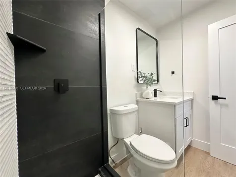 1471 NE 170th Street North Miami Beach FL 33162