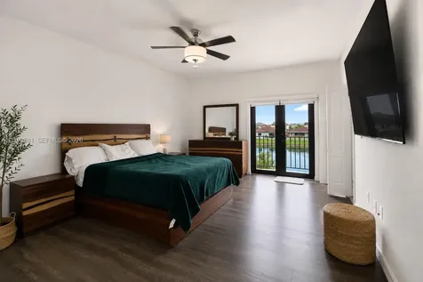 4450 SW 164th Avenue Miami FL 33185