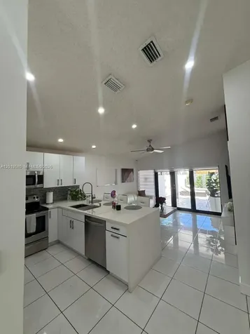 13818 SW 157th Terrace Miami FL 33177