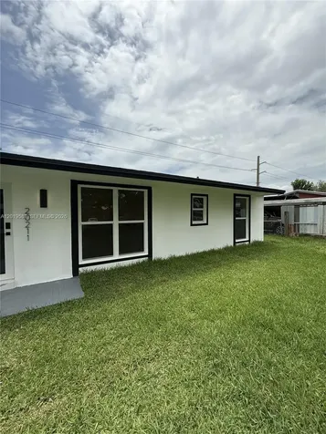 20211 NW 42nd Avenue Miami Gardens FL 33055