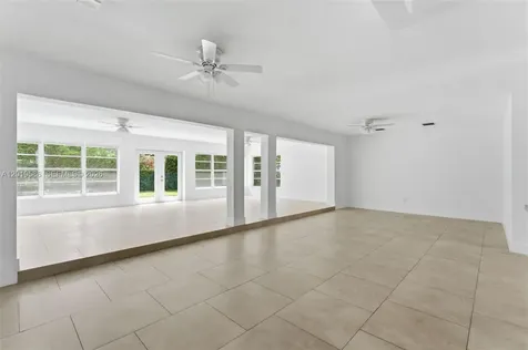14731 NE 8th Court Miami FL 33161