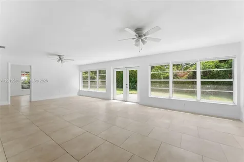 14731 NE 8th Court Miami FL 33161
