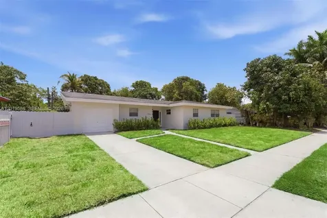 14731 NE 8th Court Miami FL 33161