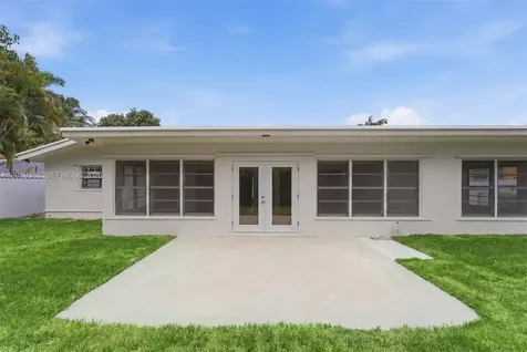 14731 NE 8th Court Miami FL 33161