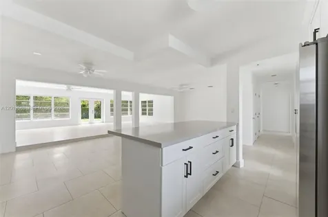 14731 NE 8th Court Miami FL 33161