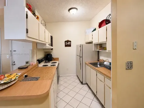 7837 Ashmont Circle Tamarac FL 33321