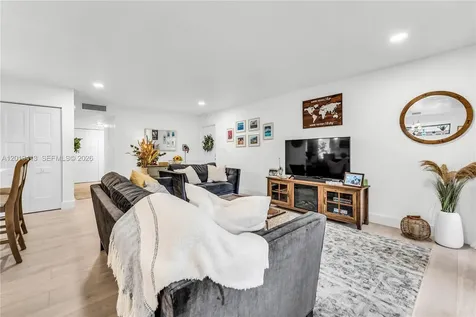 6444 Pumpkin Seed Circle Boca Raton FL 33433