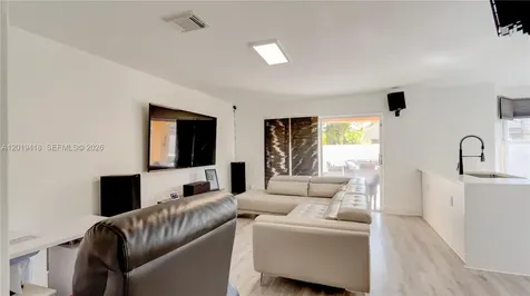 19141 NW 12th Street Pembroke Pines FL 33029
