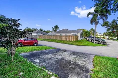 20841 SW 103rd Court Cutler Bay FL 33189