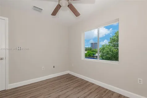 811-817 NW 3rd Avenue Fort Lauderdale FL 33311